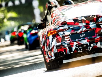 Toyota Supra 2019 w dw&oacute;ch wersjach silnikowych?